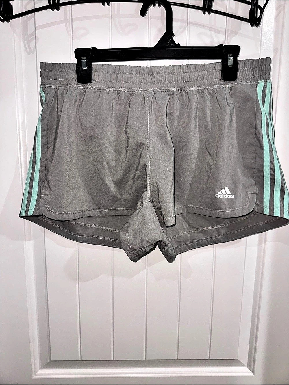 adidas Athletic Shorts in Gray & Green Size XL